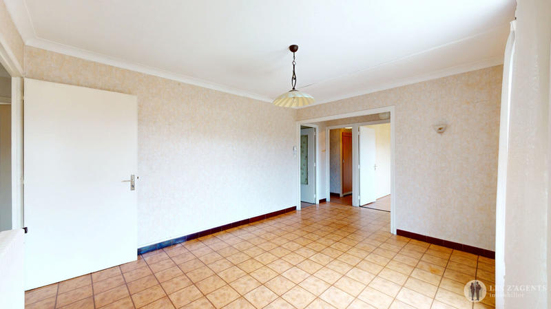 Maison - 101 m² - 6 pièces