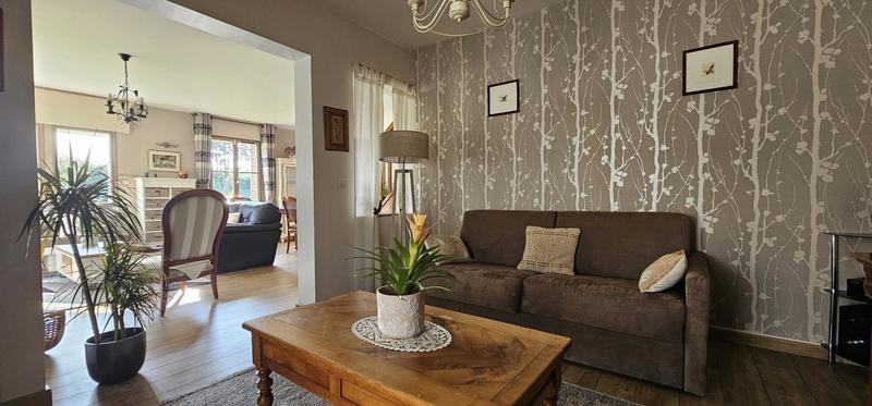 Pavillon - 197 m² - 8 pièces