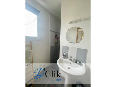 Maison - 99 m² - 5 pièces