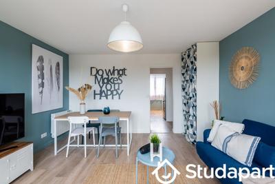 Chambre - 10 m² - 1 pièce