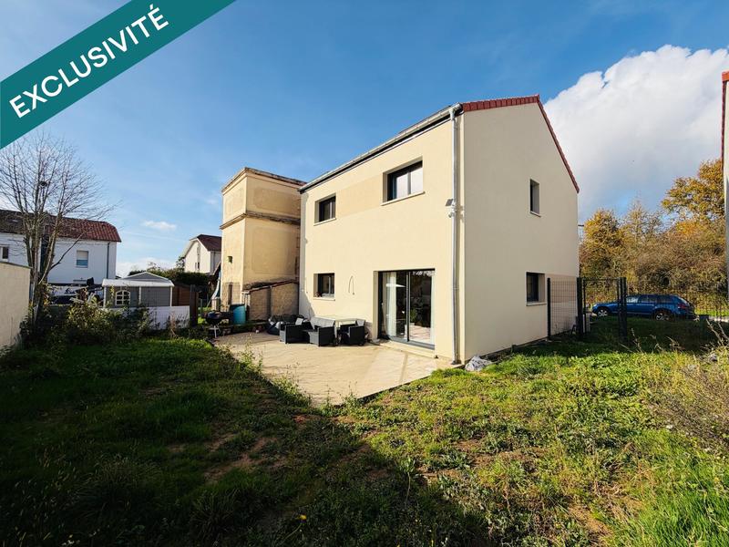 Maison - 105 m² - 4 pièces