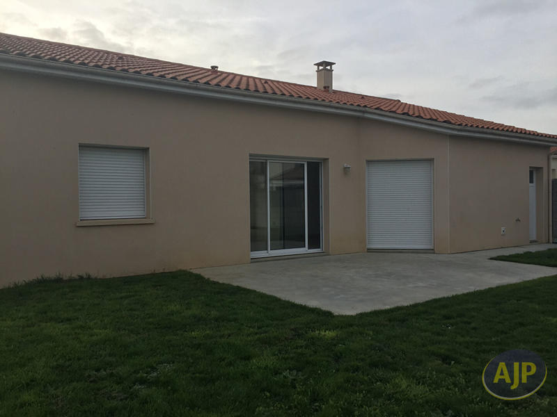 Maison - 92 m² - 4 pièces
