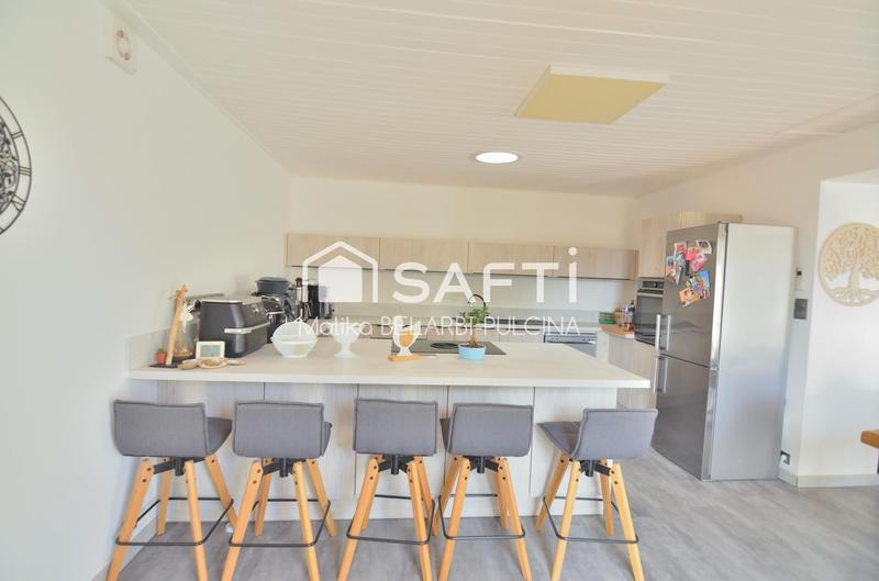 Maison - 231 m² - 13 pièces