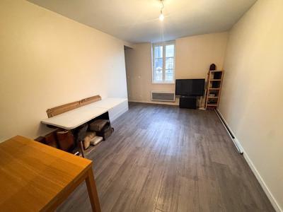 Appartement ancien - 46 m² - 2 pièces