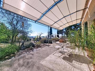 Villa - 150 m² - 5 pièces