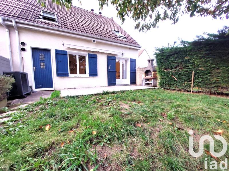 Maison - 95 m² - 5 pièces