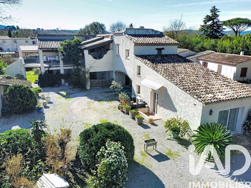 Bastide - 282 m² - 14 pièces