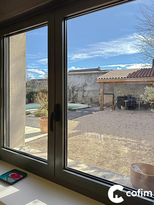 Maison - 203 m² - 7 pièces