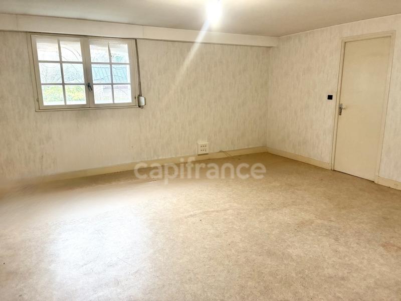 Maison - 511 m² - 9 pièces