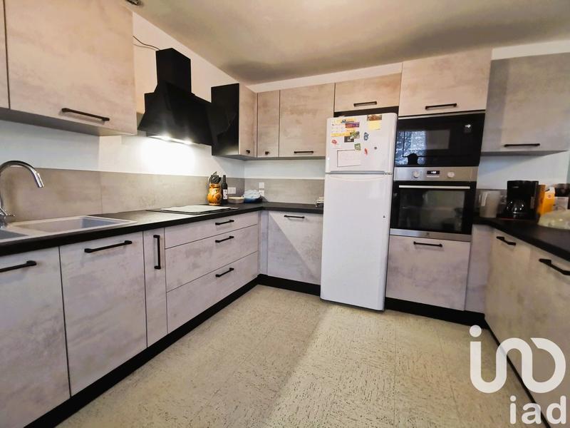 Maison - 143 m² - 8 pièces