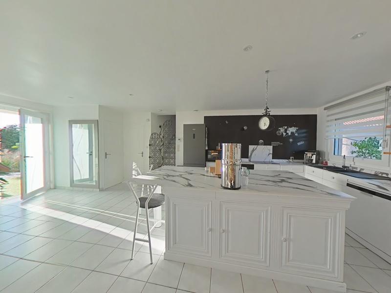 Maison - 136 m² - 5 pièces