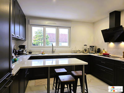 Maison - 170 m² - 6 pièces