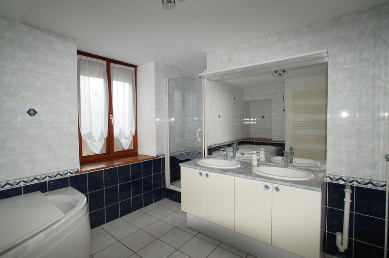 Maison - 148 m² - 6 pièces