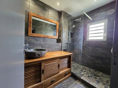 Appartement - 121 m² - 4 pièces