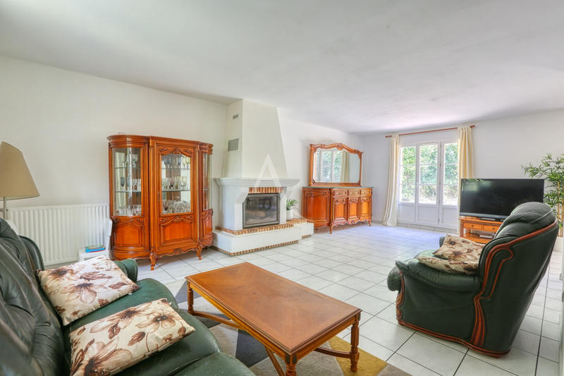 Maison - 168 m² - 7 pièces