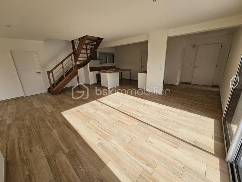 Maison - 123 m² - 6 pièces