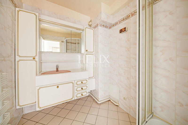 Appartement - 70 m² - 4 pièces