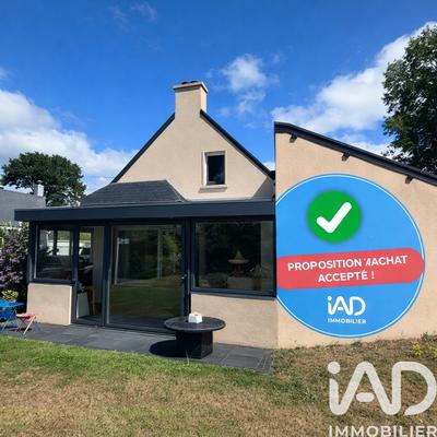 Maison - 182 m² - 6 pièces