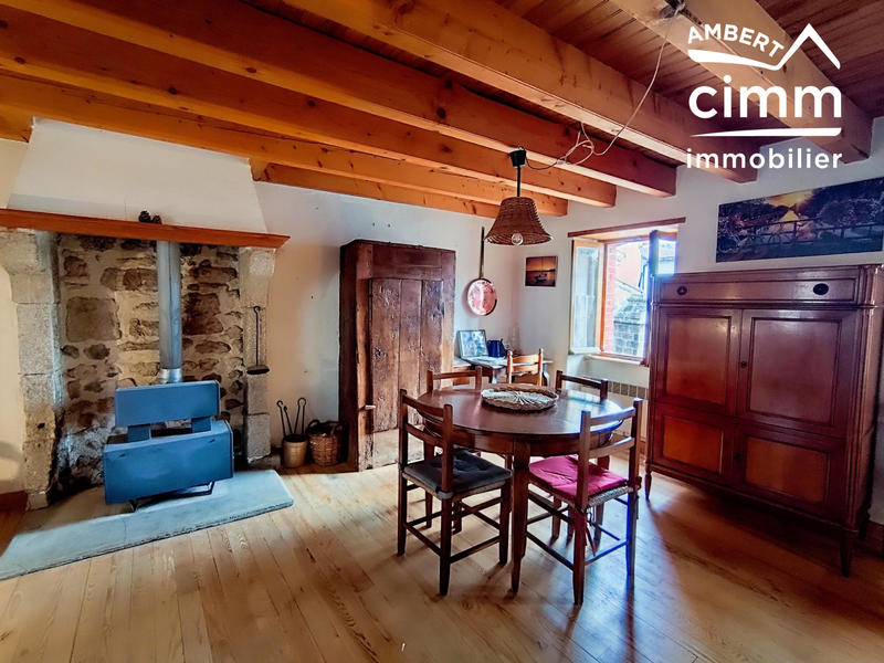 Maison - 53 m² - 7 pièces