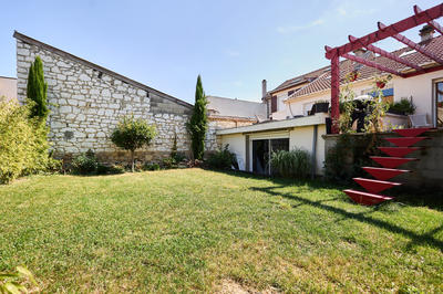 Maison - 171 m² - 6 pièces