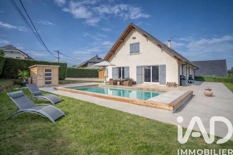 Maison - 210 m² - 5 pièces