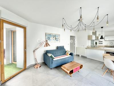 Appartement - 69 m² - 3 pièces