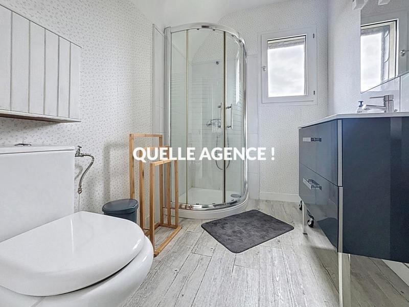 Maison en pierre - 137 m² - 7 pièces