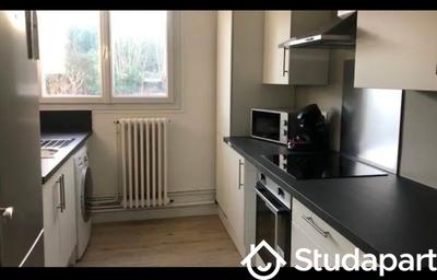 Chambre - 9 m² - 1 pièce