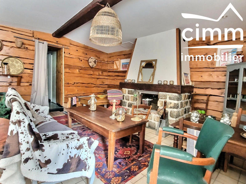 Maison ancienne - 354 m² - 8 pièces