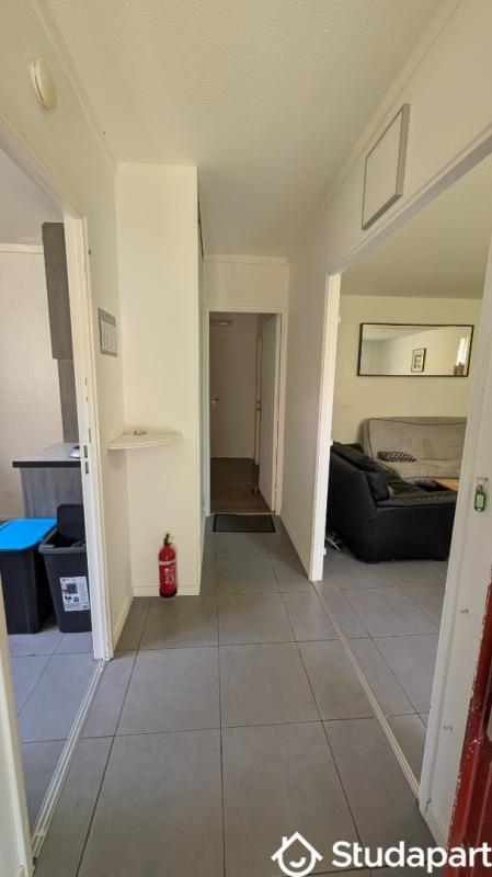 Chambre - 11 m² - 1 pièce