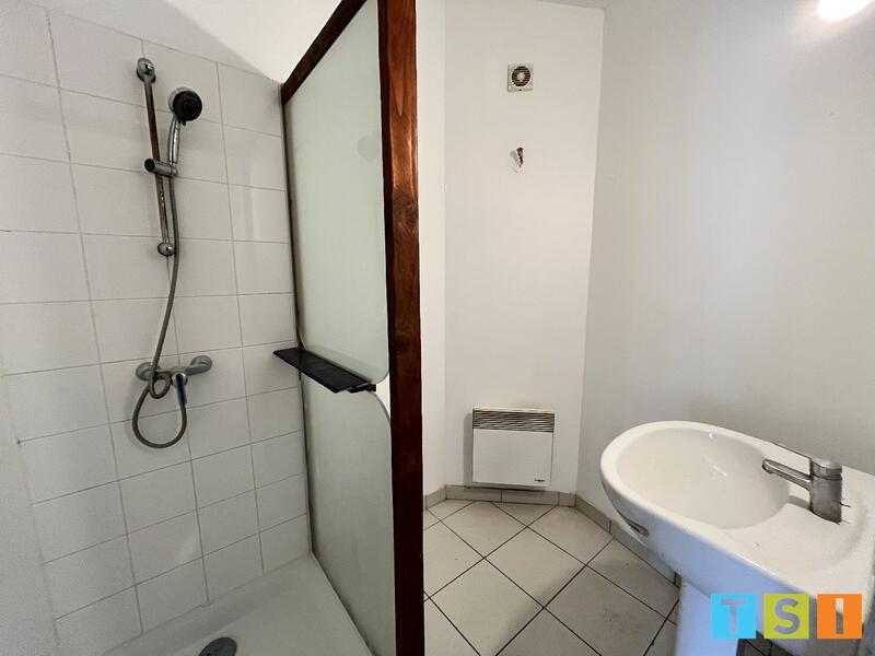 Maison - 64 m² - 2 pièces