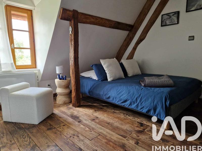 Maison - 230 m² - 5 pièces