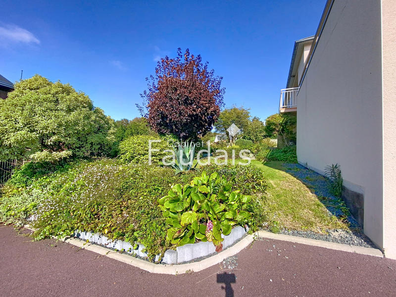 Maison - 105 m² - 6 pièces