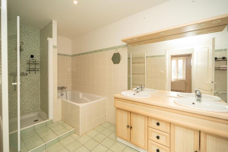 Maison - 149 m² - 6 pièces