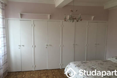 Chambre - 12 m² - 1 pièce