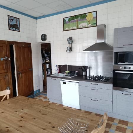 Maison - 239 m² - 9 pièces