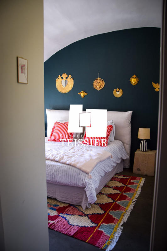 Maison - 434 m² - 11 pièces