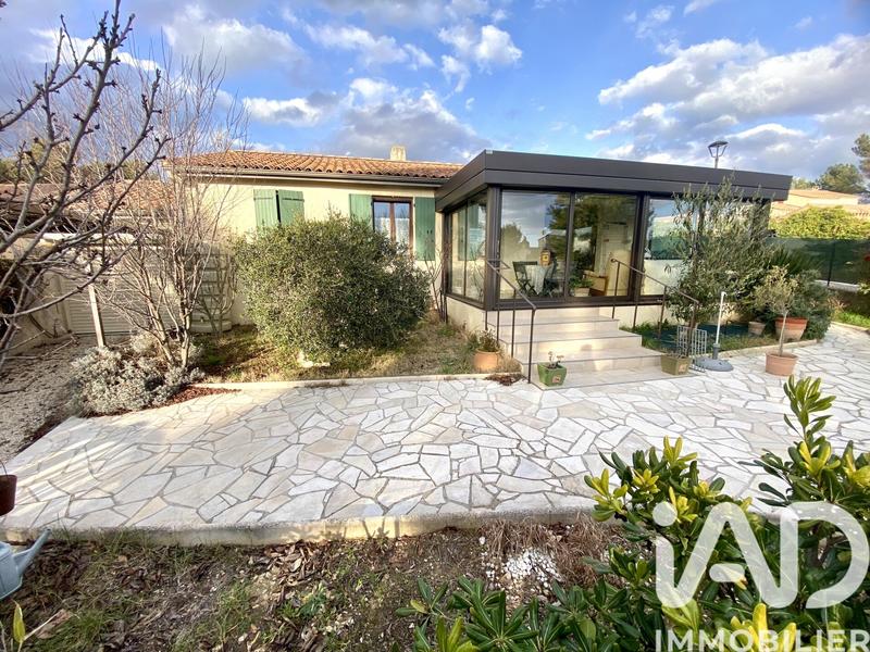 Maison - 99 m² - 5 pièces