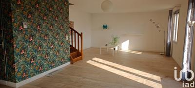 Maison - 102 m² - 4 pièces