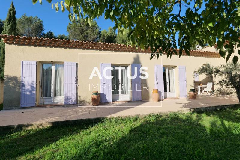 Maison - 209 m² - 6 pièces