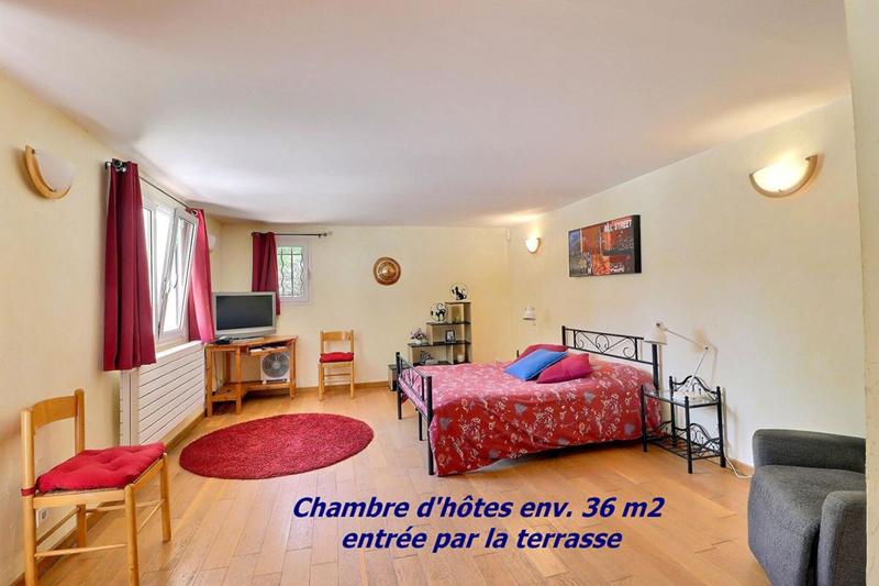 Maison - 310 m² - 10 pièces