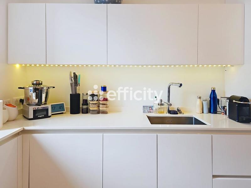 Appartement - 166 m² - 5 pièces