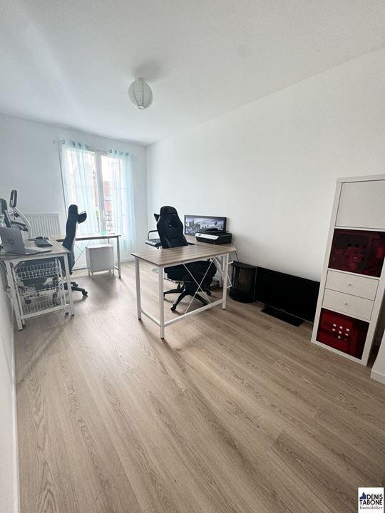 Maison traditionnelle - 82 m² - 5 pièces