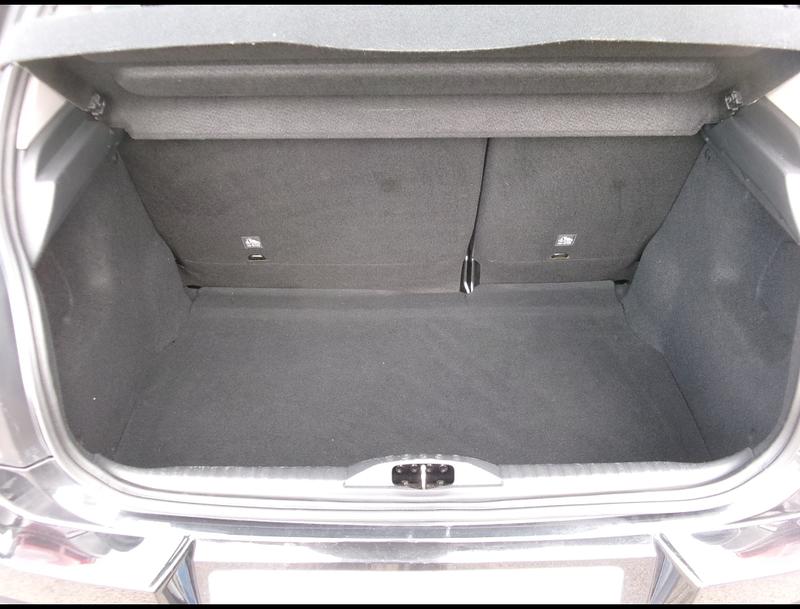 Citroën C3 III Ptech 110 Shine Bvm