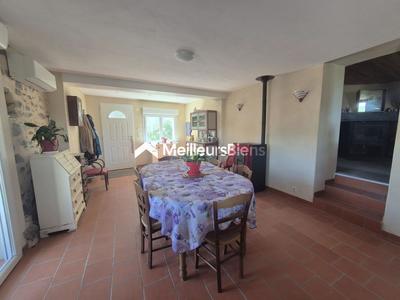 Maison de village - 105 m² - 4 pièces