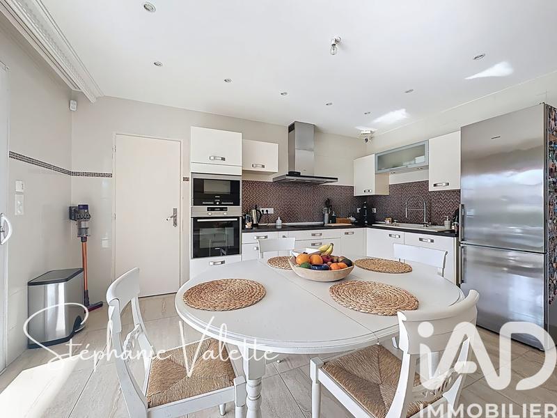 Maison - 151 m² - 5 pièces