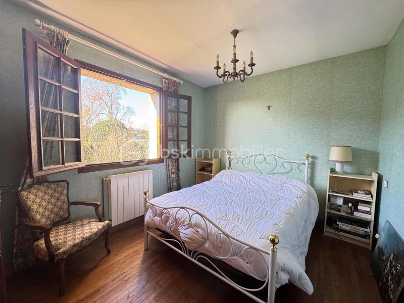 Maison traditionnelle - 145 m² - 5 pièces