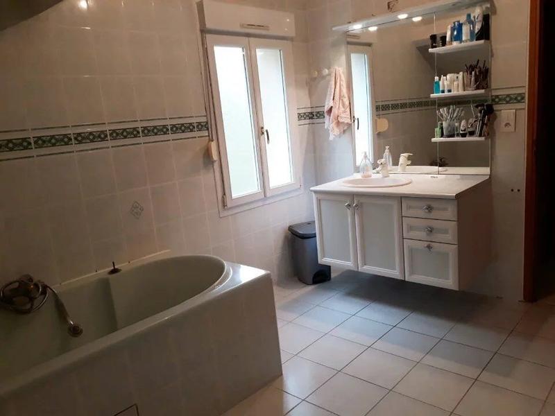 Maison - 154 m² - 6 pièces