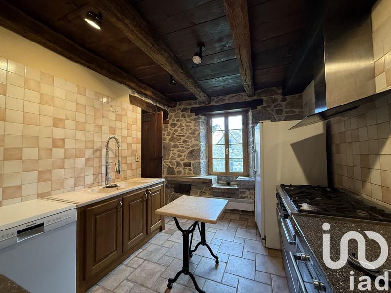 Maison - 176 m² - 7 pièces