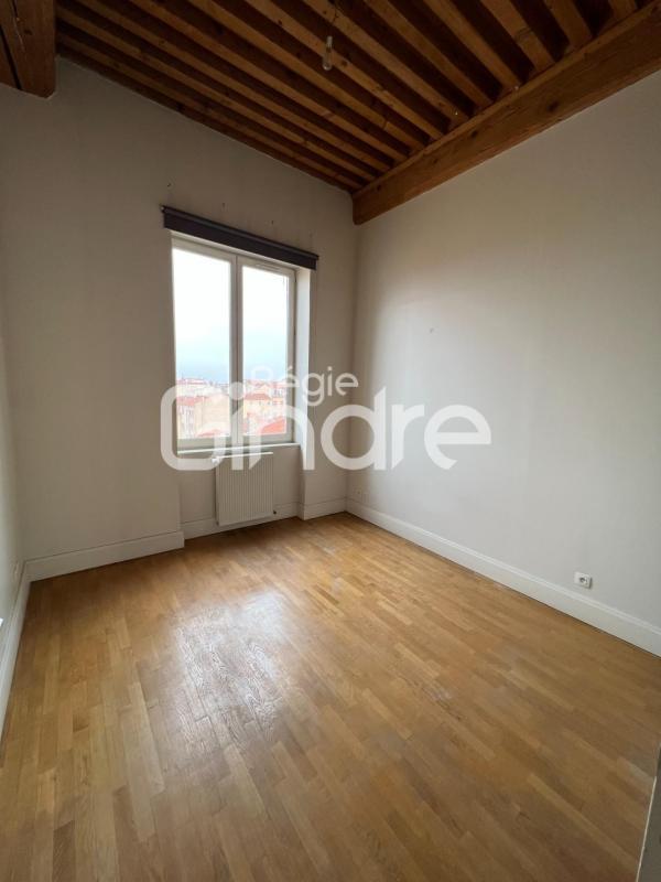 Appartement - 81 m² - 3 pièces